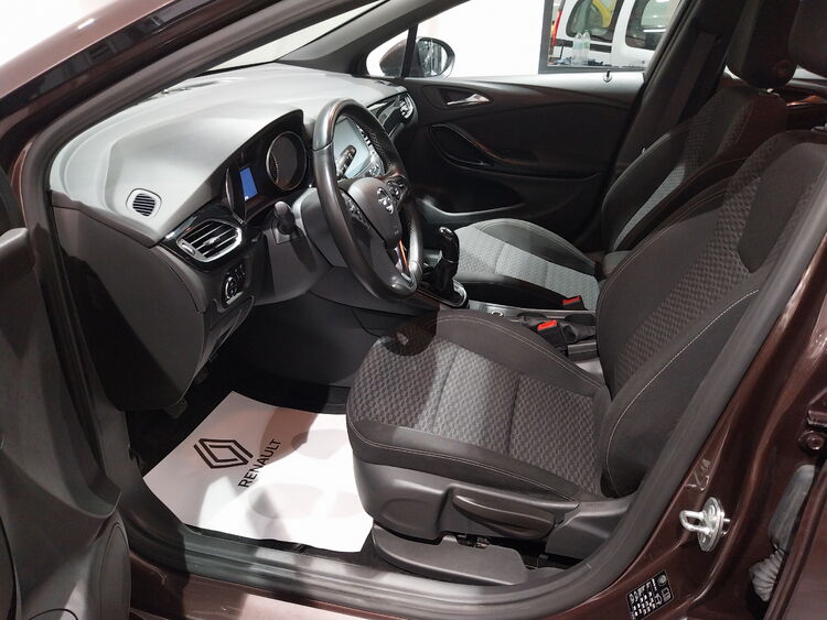 Opel Astra <span class=